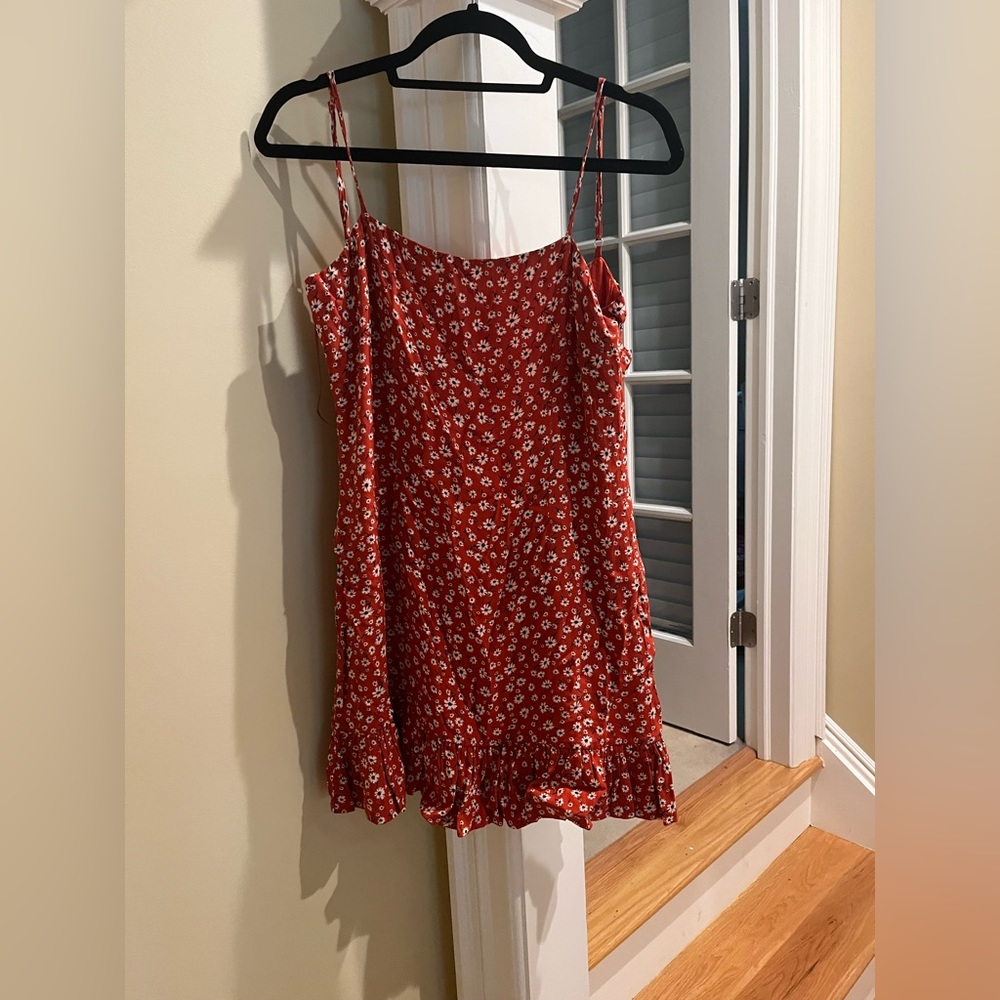 Red floral dress size large